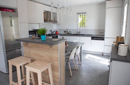 Peynier House | Provencal house, quiet, near Aix en Provence with swimming pool