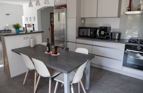 Peynier House | Provencal house, quiet, near Aix en Provence with swimming pool