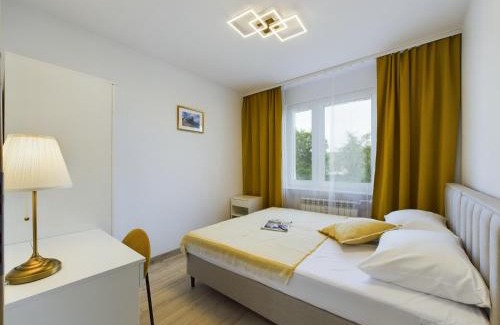 Wzgorze Swietego Maksymiliana Apartment | Przytulny Apartament z Parkingiem Blisko Morza w Gdyni by Noclegi Renters