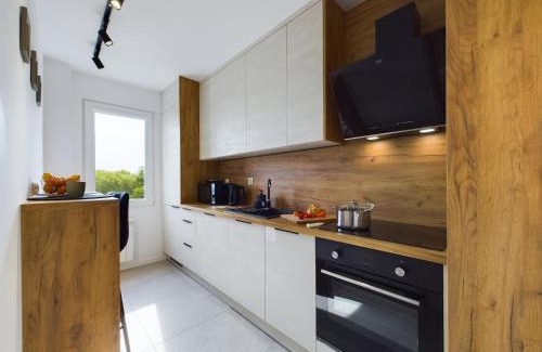 Wzgorze Swietego Maksymiliana Apartment | Przytulny Apartament z Parkingiem Blisko Morza w Gdyni by Noclegi Renters