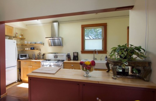 Point Reyes Station Cottage | Pt Reyes Cottage Retreat at the Bay