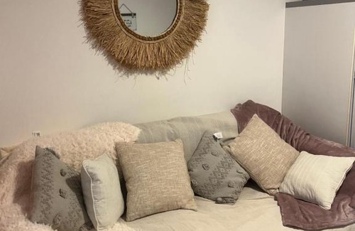 Saint-Denis Apartment | P’tit Cosy St Denis - centre