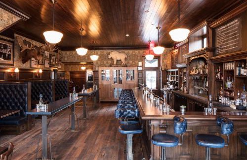 Crested Butte Hotel | Public House Lofts
