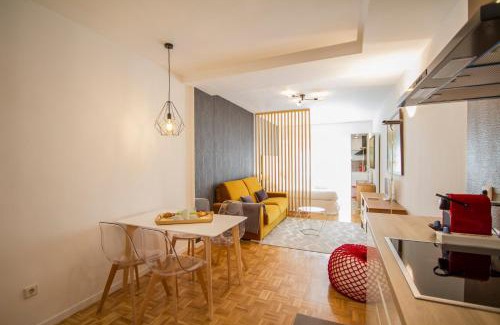 Atocha Apartment | Puerta de Atocha - Acogedor estudio para 4 con piscina