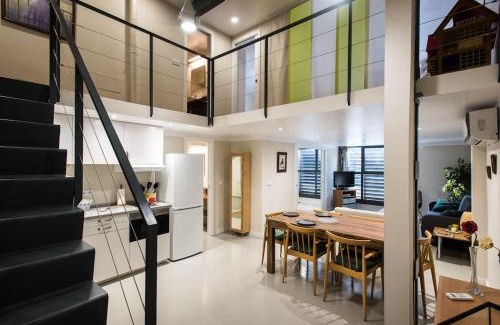 San Lorenzo Apartment | Puerta de San Juan