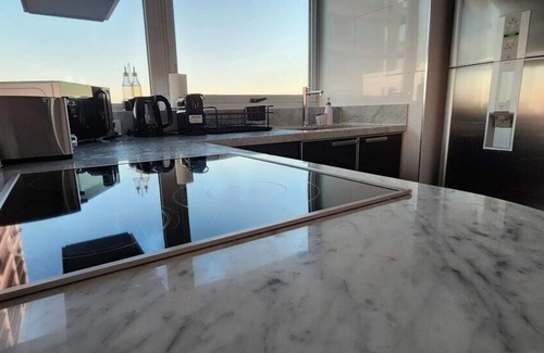 Buenos Aires Central Business District Apartment | Puerto Madero Piso 38 Vista al Río