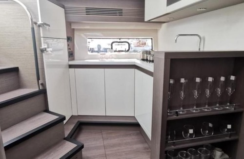 Deauville Boat Rental | Puissance, Elegance et Style, Yacht à Deauville