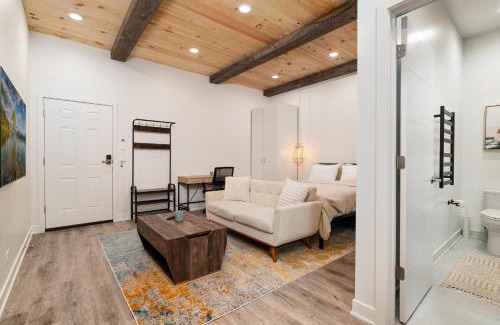 Irving Park Apartment | Pulaski Point Properties