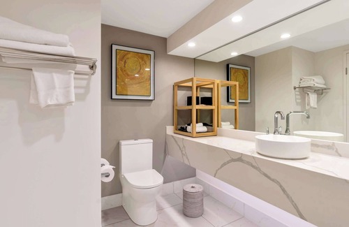 Cairns Central Business District Hotel | Pullman Cairns International