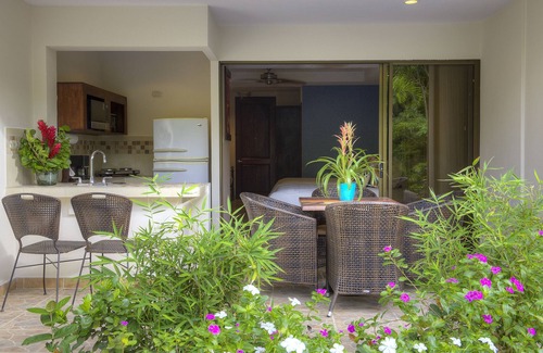 Jaco Hotel | Pumilio Mountain & Ocean Hotel