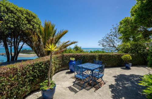 Britannia Heights Apartment | Puna Perch - Te Whare Rangi