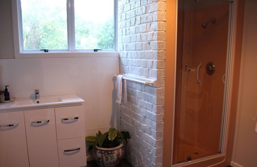 Pihama House | Punehu Stream Cottage