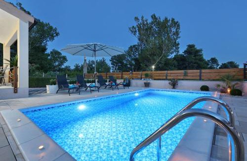 Municipality of Posedarje Villa | Punta Garden Pool House