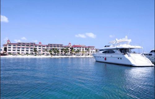 Puerto Juarez Apartment | Punta me Apartment with nice sea view in hotel & waterpark