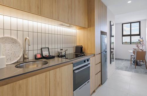 Sunshine Apartment | Punthill Sunshine