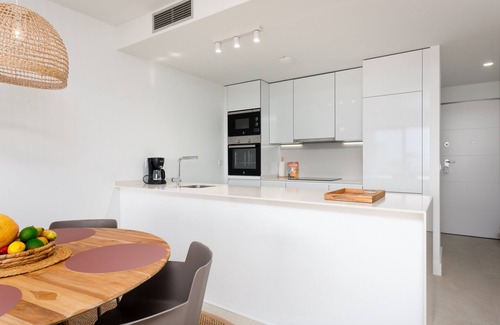 Puerto de la Duquesa Apartment | Pure South Sea View 2441