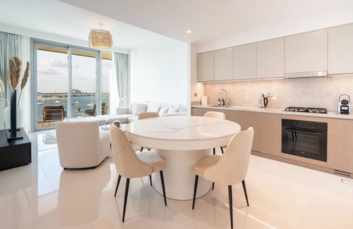 Dubai Marina Apartment | Pure Voyage Beachfront