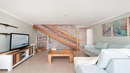 Fingal Bay House | Purely Whitesands on the Bay