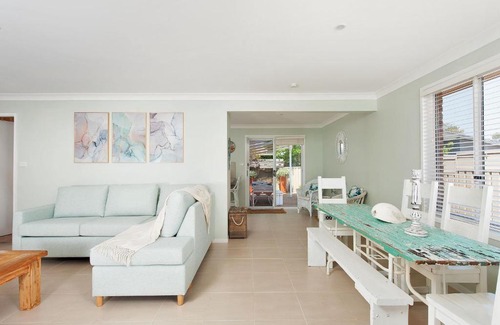 Fingal Bay House | Purely Whitesands on the Bay