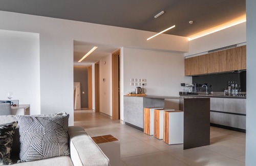 Kilimani Apartment | Purple Haze by Aircasa