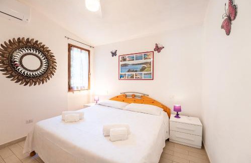 Santa Margherita di Pula Apartment | Purple House, 30m to beach
