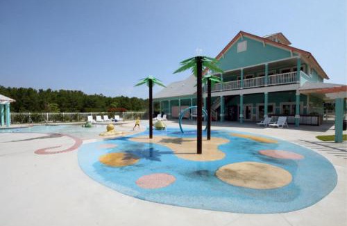 Bermuda Bay House | Purple Pearl