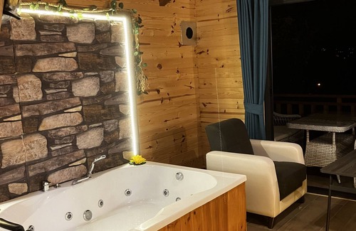 Rize Ski Chalet | Putra Suit Bungalov