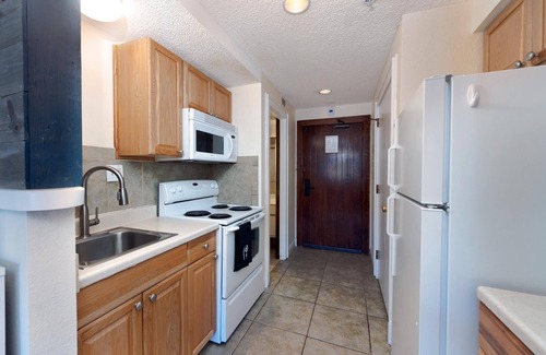 Purgatory Cabin | Putter's Perch (#412) | Near Ski - Golf - AC/Pool/Hot Tub - Views