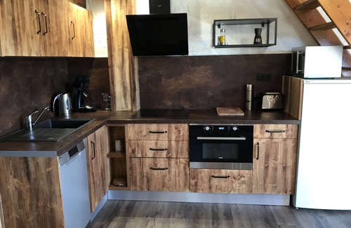Pyrenees 2000 Ski Chalet | Pyrenees 2000: Superb mod cons apartment for rent at the foot of the ski trails