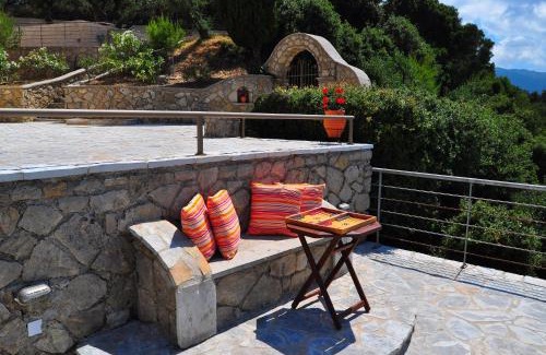 Alikanas Apartment | Pyrgos Zante Suites