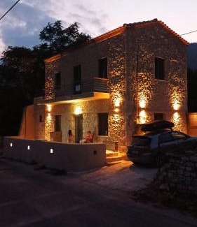 East Mani House | Pyrrichos Stone House