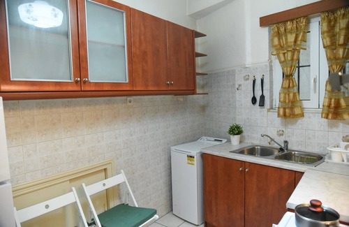 Kinosargous Apartment | Pythagorean Theorem