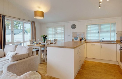 Mynytho Ski Chalet | Q17 The Warren in the beautiful Pwllheli