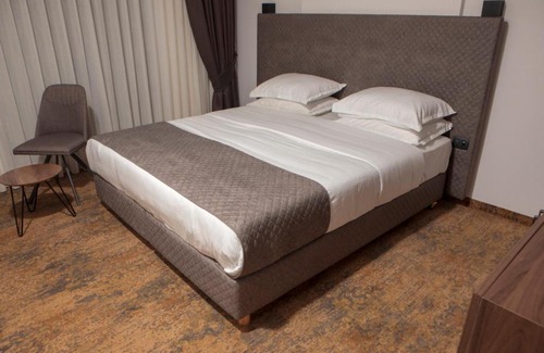 Çagllavicë Hotel | Qama Hotel