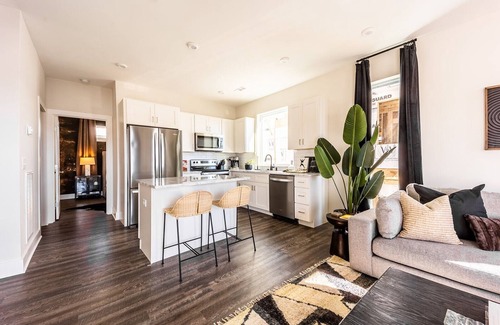 Whitebridge House | QuadHouse - 4 Luxe Homes - 4 Private Rooftops