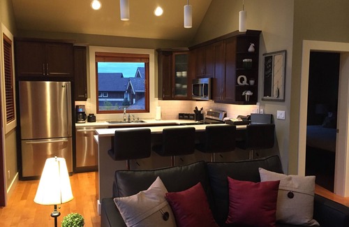 Bear Mountain Resort Cottage | "Quails Run Retreat" on Bear Mountain