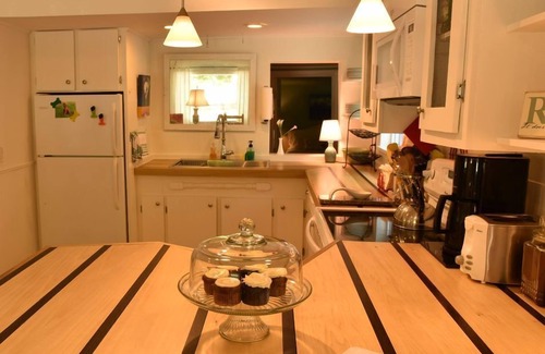 Wolfeboro House | Quaint Cottage in Private Wooded Setting | Close to Lakes | Dogs Welcome