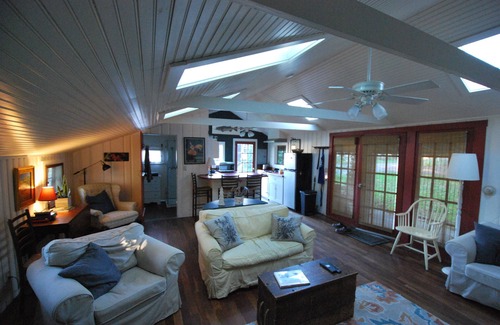 Adamsville Cottage | Quaint Cottage On Christmas Tree Farm in SE coastal Rhode Island