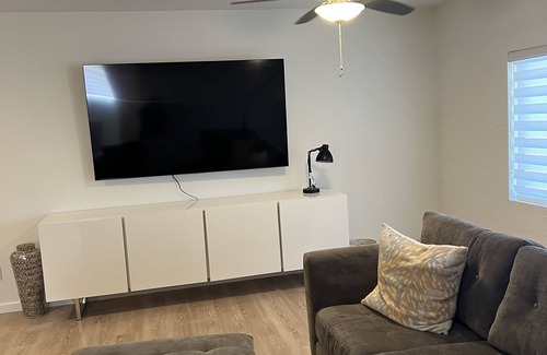 Scottsdale Highlands Estates House | Quaint newly remodeled home in Old Town