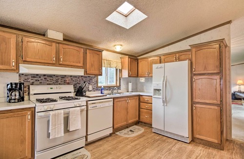 Pequot Lakes House | Quaint Pequot Home < 1 Mi from Lake Access!