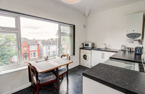 Wallasey Apartment | Quaint Studio Apartment Near To Waterfront