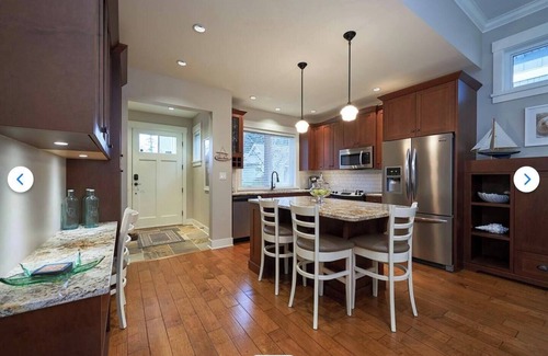Regional District of Nanaimo House | Qualicum Coastal Cottage