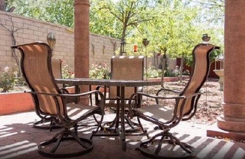 Temecula House | Quality Comfortable Place Near Temecula Wineries and Hot Air Balloon Rides