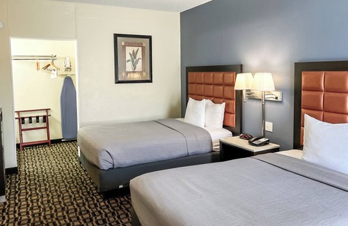 Golfview Hotel | Quality Inn Airport - Cruise Port