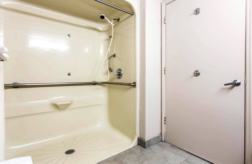 Fort Mill Hotel | Quality Inn at the Park