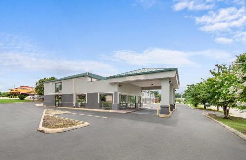 Auburn Hotel | Quality Inn Auburn Campus Area I-85