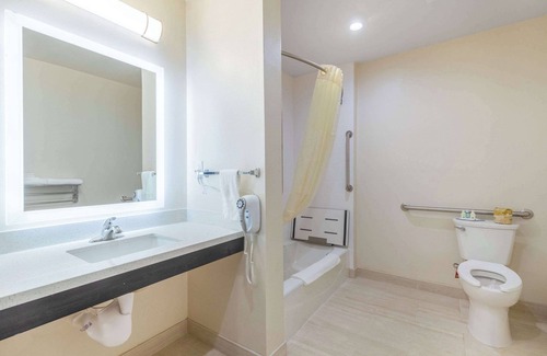 Banning Hotel | Quality Inn Banning I-10