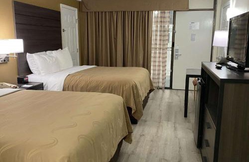 Branson Theater District Hotel | Quality Inn Branson - Hwy 76 Central