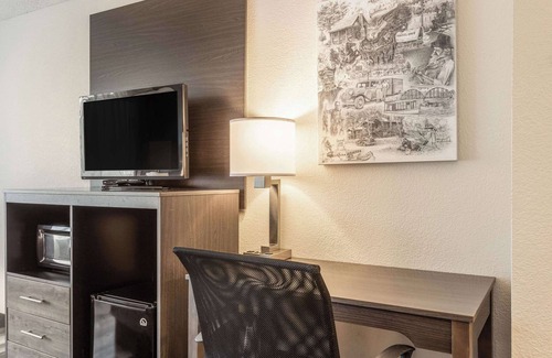 Branson Theater District Hotel | Quality Inn Branson On the Strip