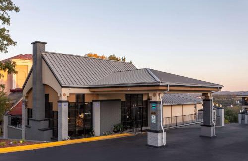 Branson Theater District Hotel | Quality Inn Branson On the Strip